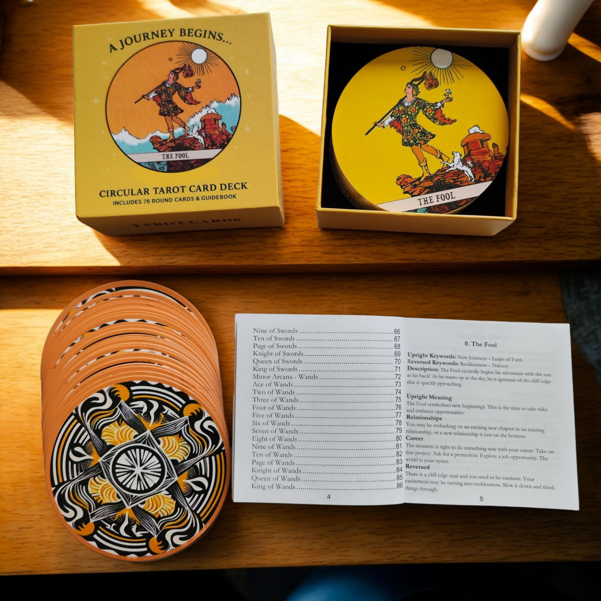 ชุดไพ่ทาโรต์ทรงกลม 78 ใบ พร้อม - Tarot Cards Deck With Guidebook บทวิจารณ์และราคา